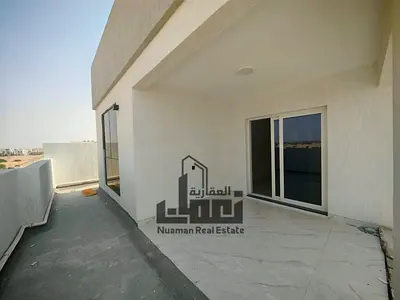 للبيع فيلا مميزه في الحوشي زاويه على شارعين قار 6 غرف نوم بسعر مميز