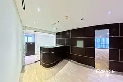 Vacant | High Floor| Prime Location