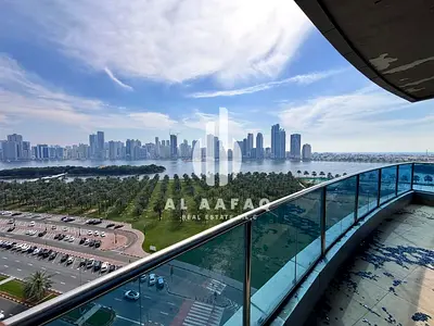 Spacious 3BHK - All Master Bedrooms | Maids Room - SeaView