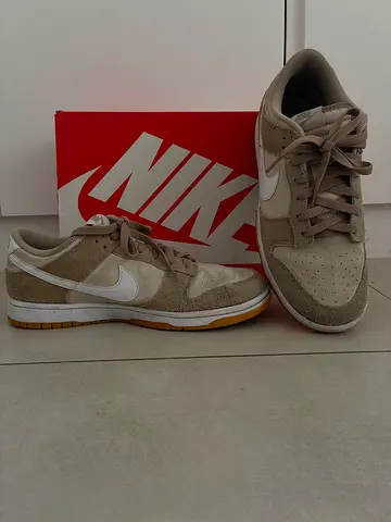 Nike SB Dunk Low Beige / White – Size 45 EU / UK 10