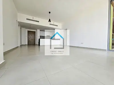 Bright and Spacious 2BR Apartment - Vacant Unit