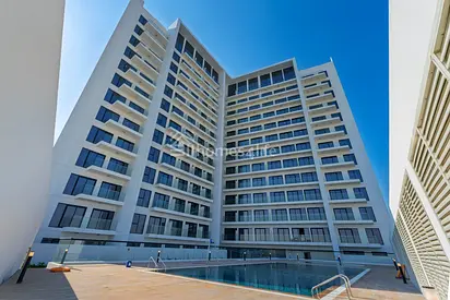 BRAND NEW l READY TO MOVE l NEAR METRO