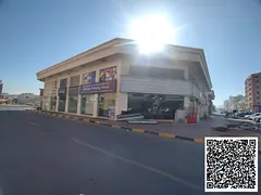 COMMERCIAL +RESIDENCIAL BUILDING ,AVAILABLE FOR SALE IN ROWDHA2.....