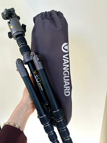 Vanguard VEO 3Go tripod with carrying bag - foldable travel tripod