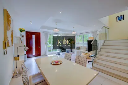 Corner Unit | Big Garden | Next To Park