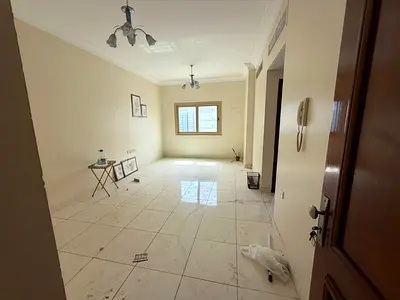 اجمل غرفة وصالة في النهدة - مساحة ممتازة - موقع مميز - خزائن بالحائط - تكيف مركزي - صيانة مجانية بالكامل - اطلالة مدينة مفتوحة - على مخرج دبي