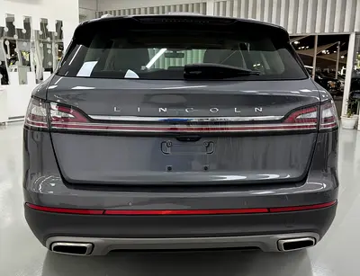 2022 Lincoln NAUTILUS 照片 6