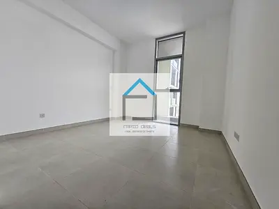 1 Bedroom Spacious Apartment with Balcony