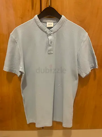 Casual Stylish T-shirt - Button Round-neck (Never Worn)