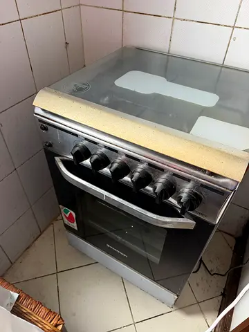 4-burner gas cooker with oven - used, working condition