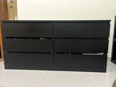 Black 6-drawer dresser / chest of drawers - good condition