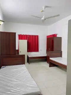 EXECUTIVE BED SPACE FOR KERALA (MALE ) NEAR DAFZA METRO ( 1100 AAL INCLUDING)