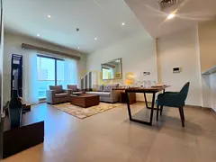 Luxury 2bhk fully furnished kids paly area gym pool parking free 3 munit walk Metro Station