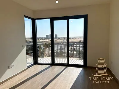 Brand New | Vacant | Amazing View