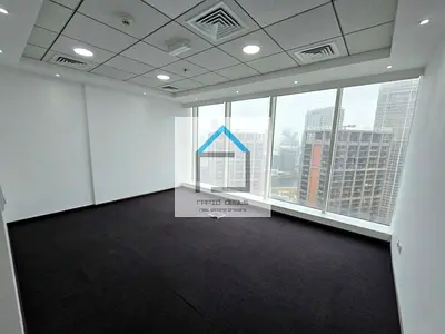High-Floor Office Space, Ready to Move In