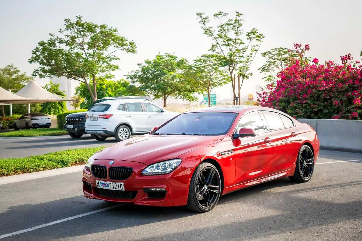 BMW 6-Series 2014 — photo 1 of 11