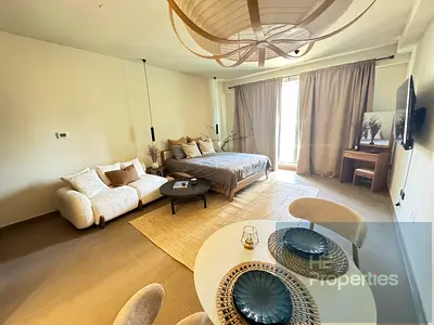 Upgraded Studio | Boulevard View | Fully Furnished