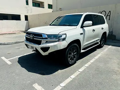Toyota Land Cruiser 2010 Upgraded 2021