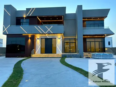 فيلا فاخرة واسعة مكونة من 5 غرف نوم + غرفة للخادمة