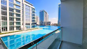 1BR | Crystal Lagoon View | Lower Floor