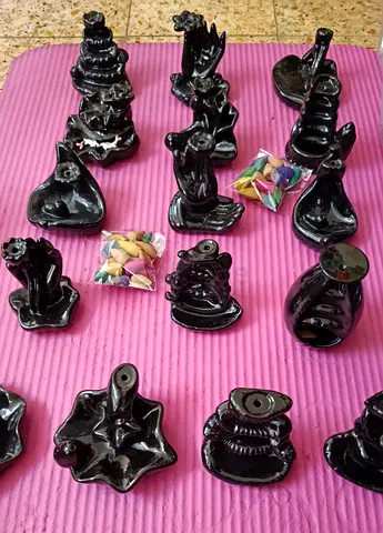 Black ceramic backflow incense burners with 20 cones
