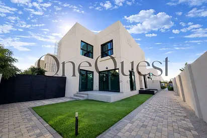 Luxury 3-Bedroom corner - Hot Deal - 20% Down Payment - golden visa