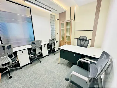Luxury & Fully Furnished Office