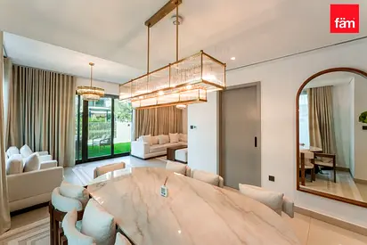 Luxury Furnished| Closed Kitchen| Extended Living