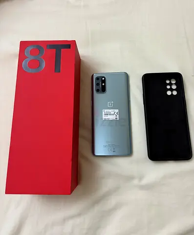 ONE PLUS 8T / 128gb / 8 GB RAM