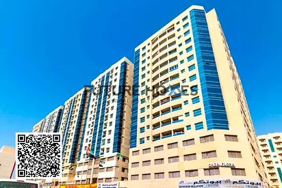 Luxurious One Bedroom For Sale in Almond Tower