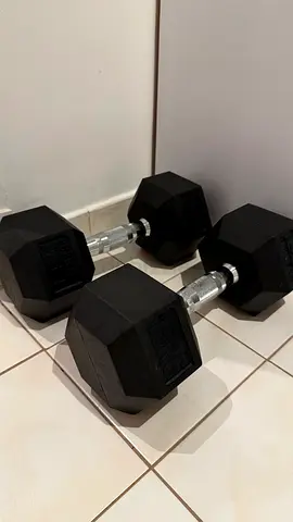 15kg Rubber Hex Dumbbells – Pair | Good Condition