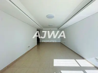 Spacious Layout| 2 BD| Ready to Move | Unfurnished