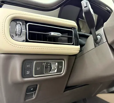 2022 Lincoln NAUTILUS 照片 15