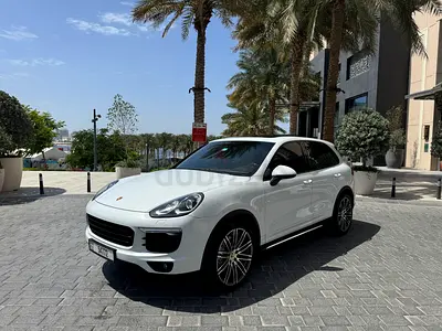 Porsche Cayenne S 2015 - Excellent Condition - Low Mileage