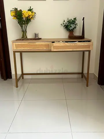 Light wood console table with two drawers (good condition)