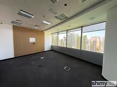 High Floor | Gold Tower | Spacious | Vacant