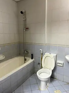 exacutive bedspace available international city