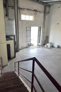 Mezzanine warehouse for rent, 100 kW electricity, Umm Al Quwain
