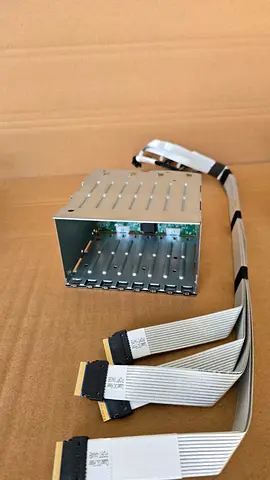 HPE HDD Cage inc 8x SFF NVMe Backplane DL38x Gen10 867116-001  875091-001 cable