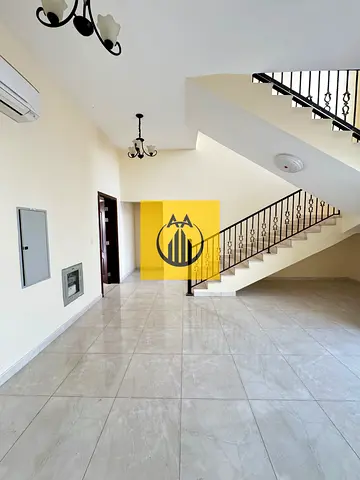 Villa for rent in al mizhar2 5master bedrooms + hall