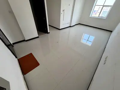 شقة غرفتين وصالة _ الروضه 3 عجمان _ 2 حمام _تكييف مركزي _ سكن عائلات