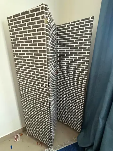 3-panel folding room divider (brick pattern)