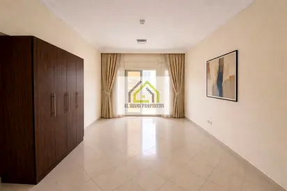 Bright Spacious Studio | Pool & Gym Access | Balcony| Parking