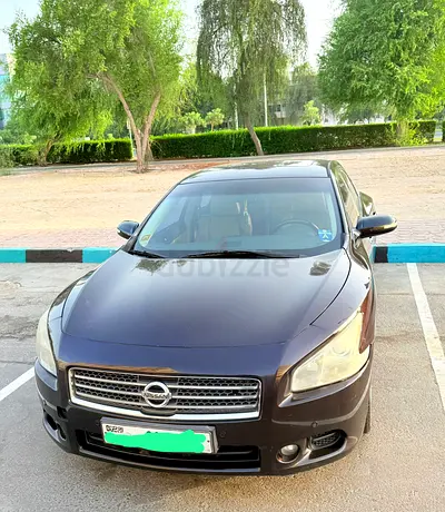 Nissan Maxima CVT full option - GCC Specs