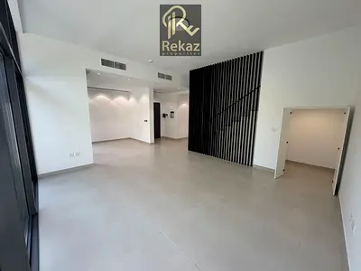 RESALE | 4BR SEMI-DETACHED VILLA | VACANT | PRIME LOCATION IN SENDIAN, MASAAR