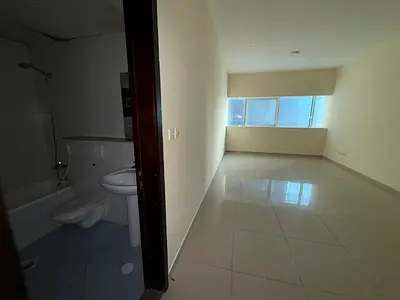 DUBAI RTA F24 BUS 2MINT WALKING DISTANCE ONLY