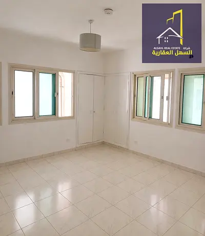 شقة في المجاز 1 – 28,000 درهم سنوي على 12 دفعة