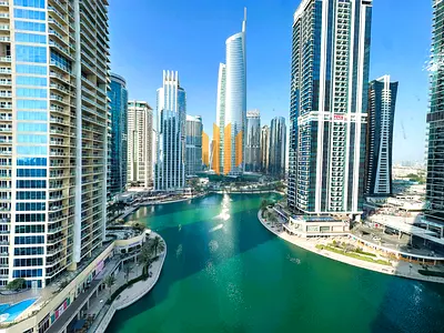 Spacious 1BR | Full Lake View | Close to Metro