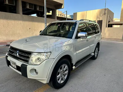 Mitsubishi Pajero,3.5 L GLS 2010 GCC Specs good condition  0504506132