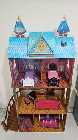 Dollhouse Including Accesories